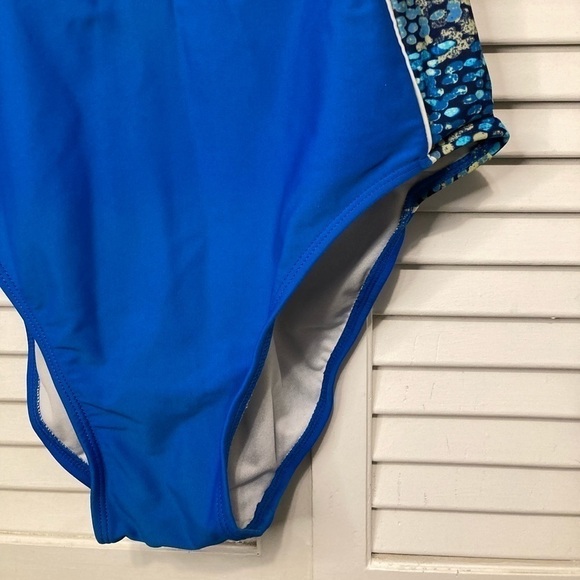 Catalina Blue And Cream One Piece Swimsuit Size Medium - Picture 5 of 11